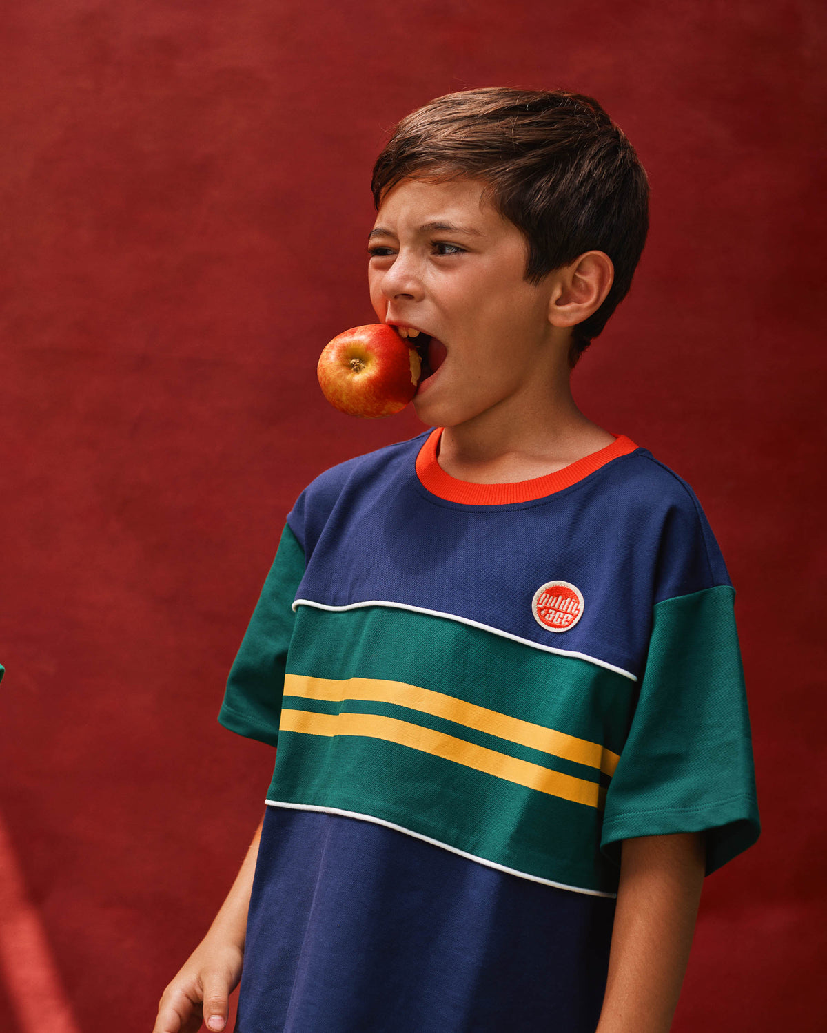 OVERSIZED ATHLETICS T-SHIRT