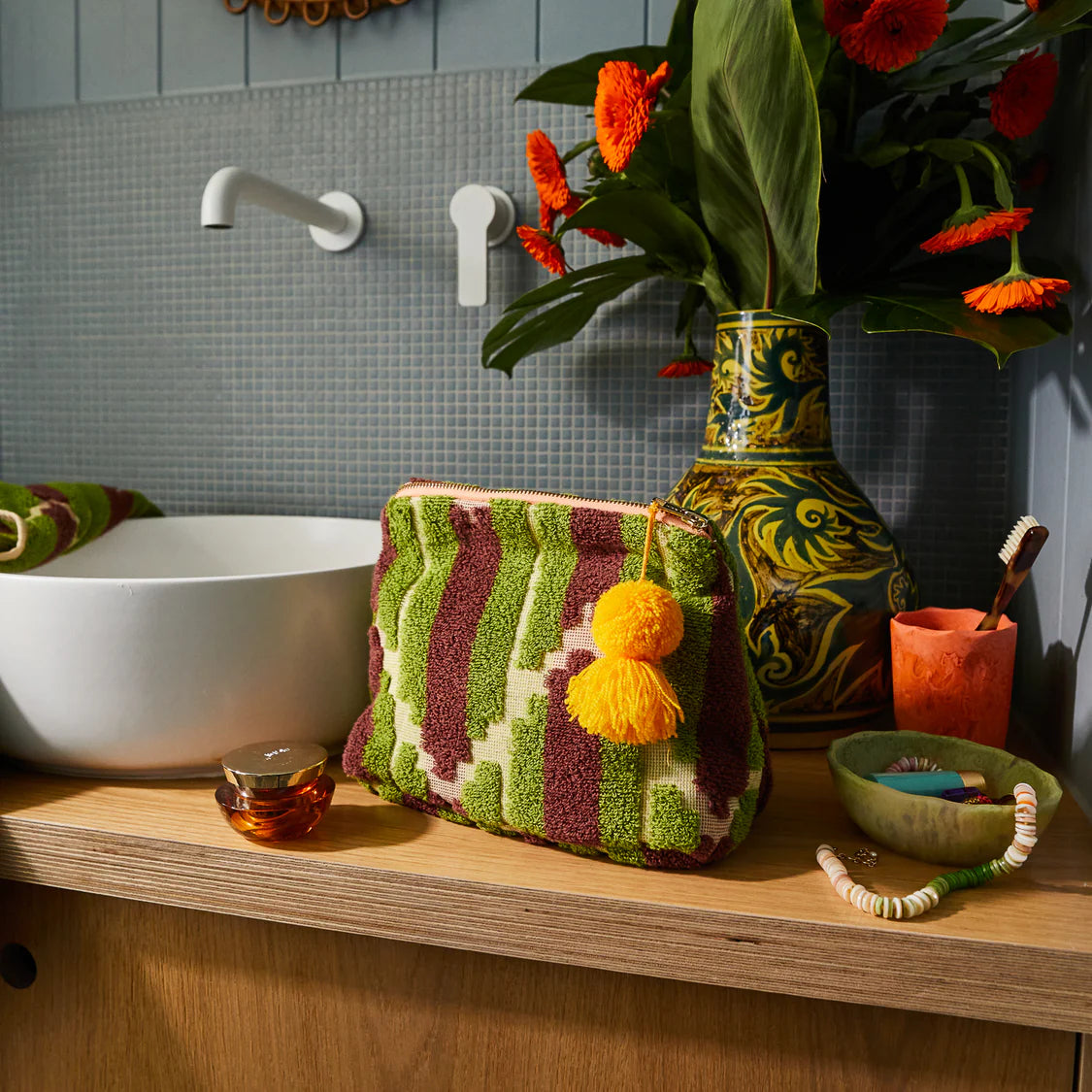 Nisha Terry Pouch - Palm