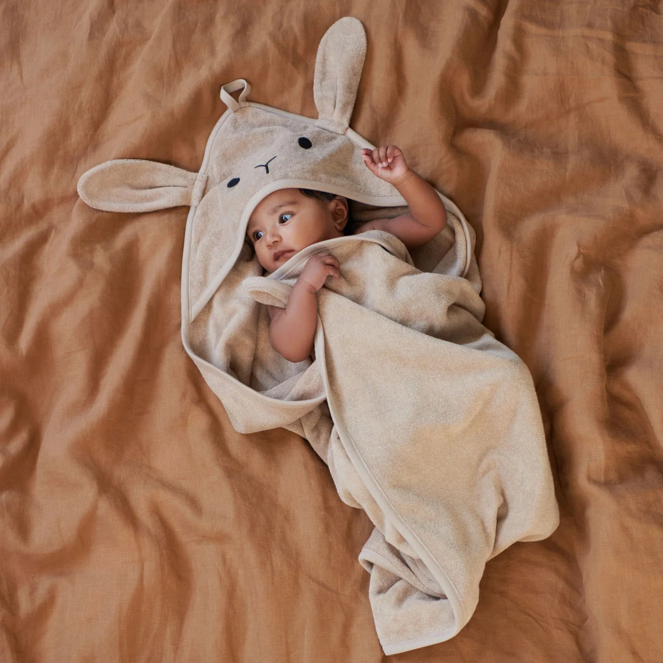 BUNNY HOODED TOWEL - Nougat