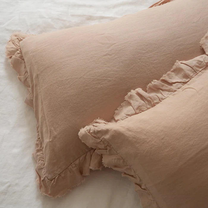 Linen Ruffle Edge Pillowcase Pai r- Latte
