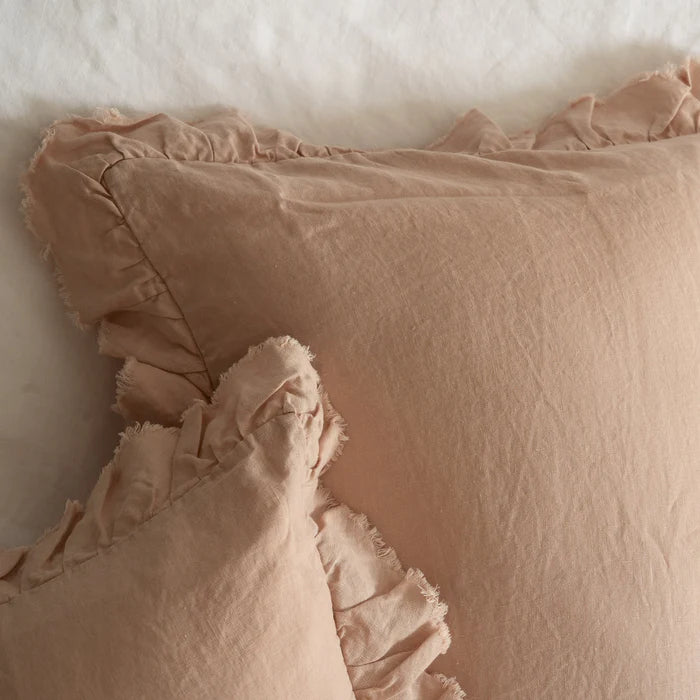 Linen Ruffle Edge Pillowcase Pai r- Latte