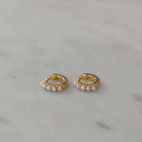 Mini Pearl Huggies