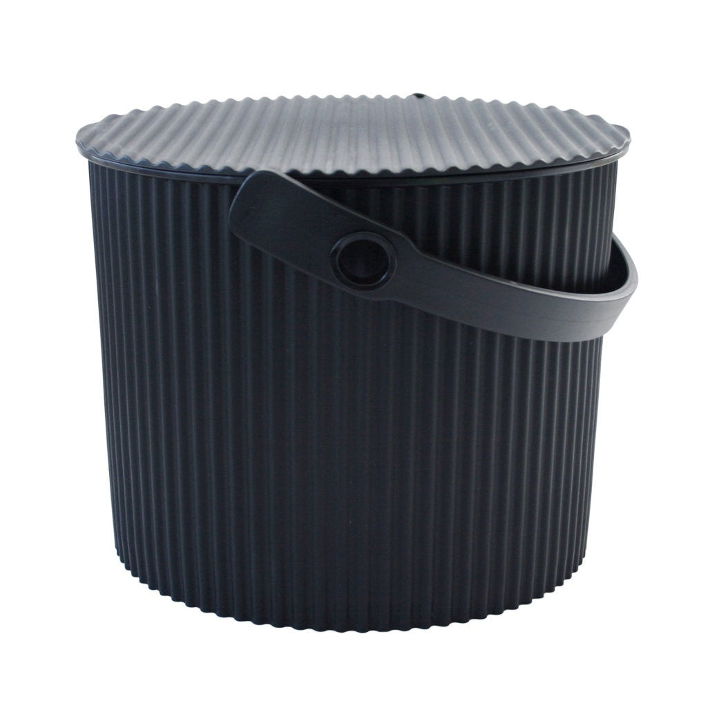 Black Super Bucket - Medium