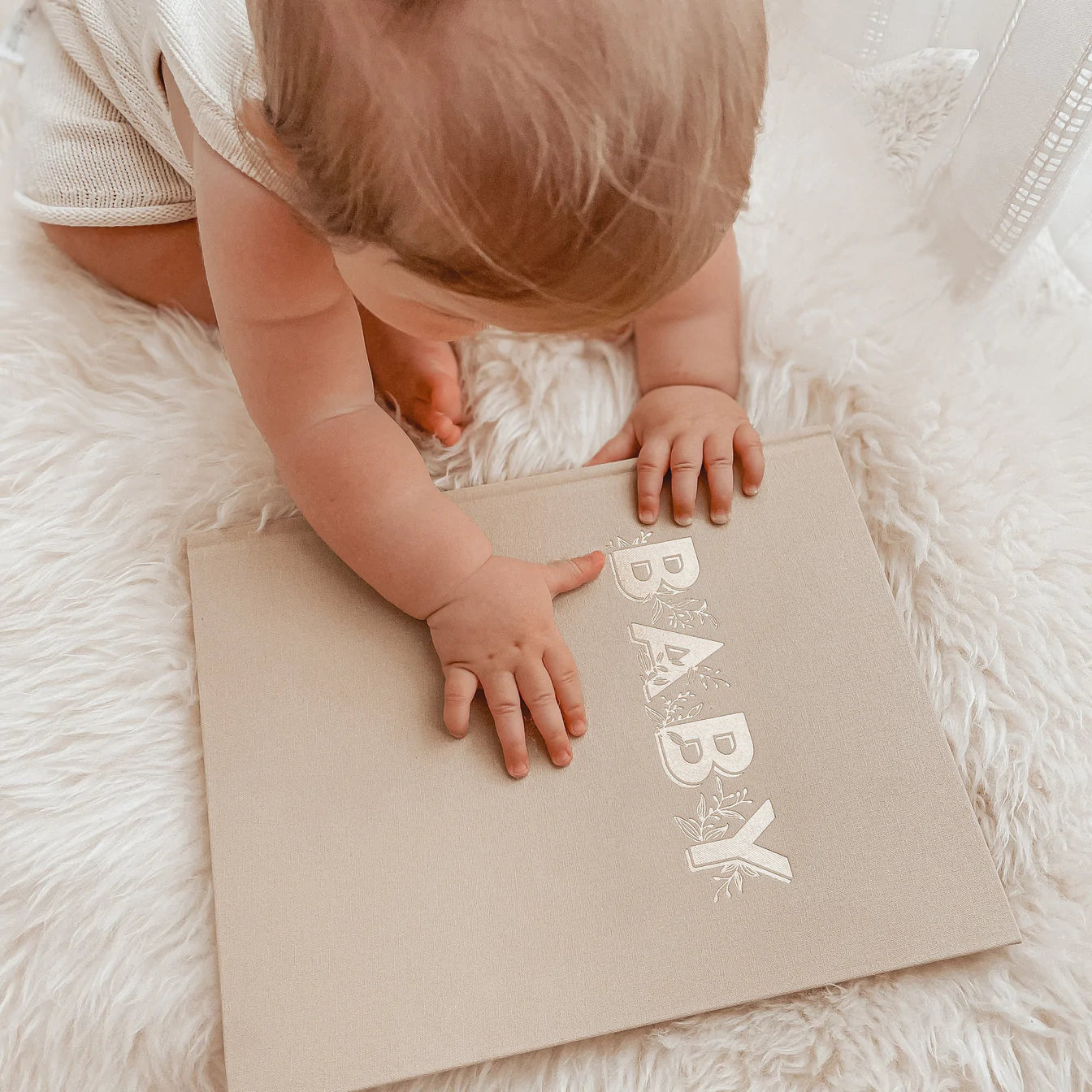 Baby Book - Biscuit