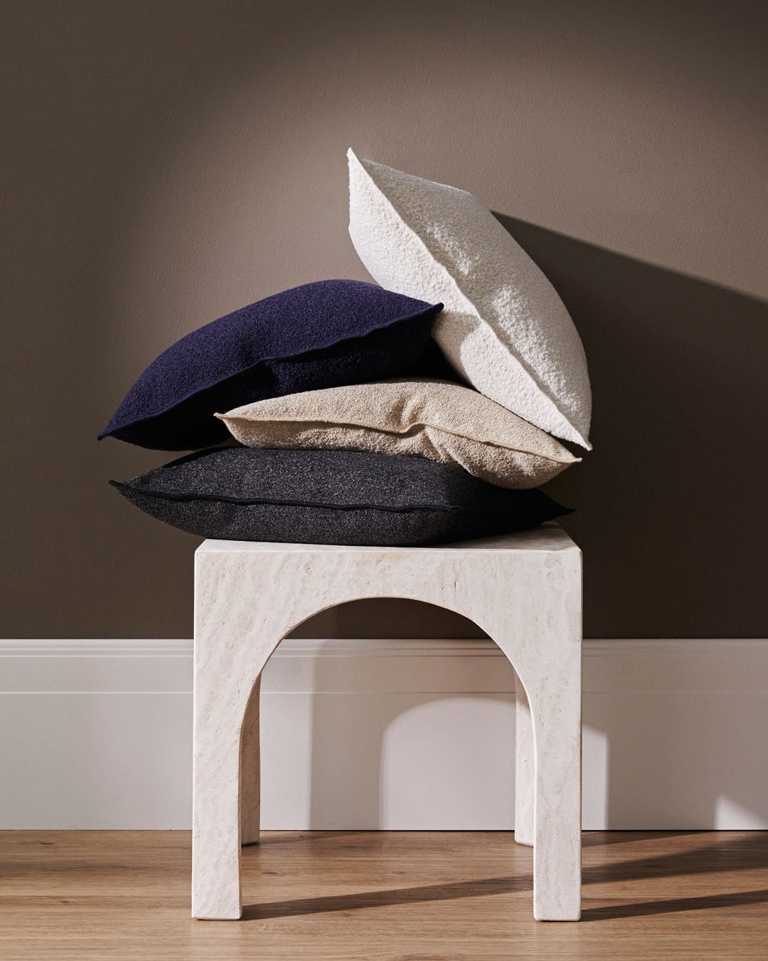 Alberto Cushion - Nougat