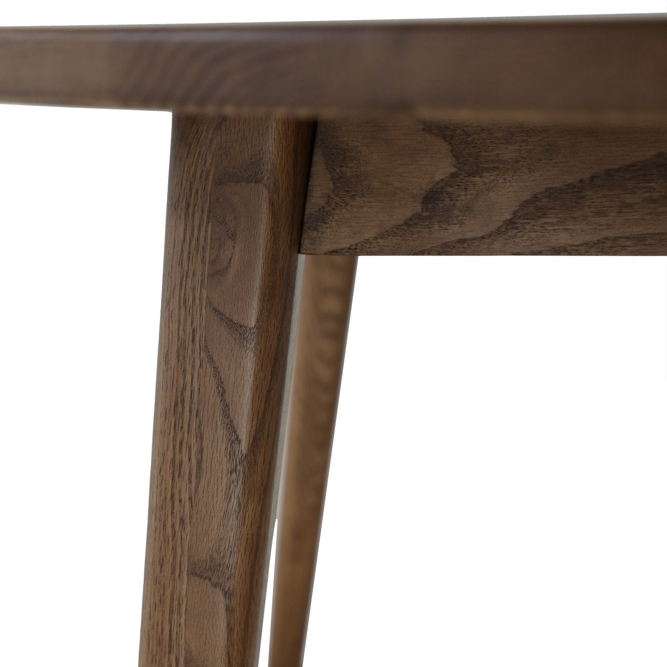 Vaasa Oak Round Table