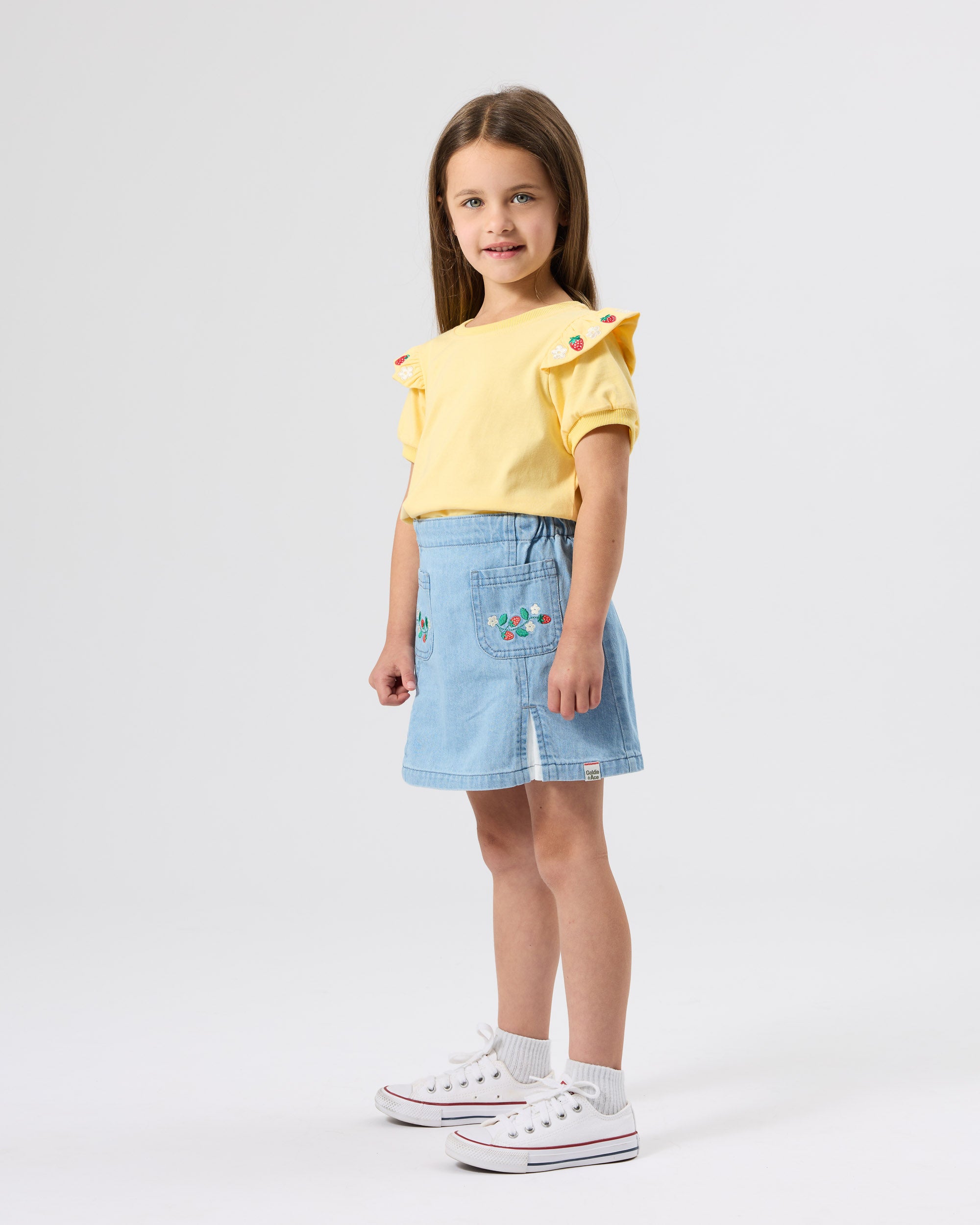 FLOUNCE SHOULDER STRAWBERRY TOP