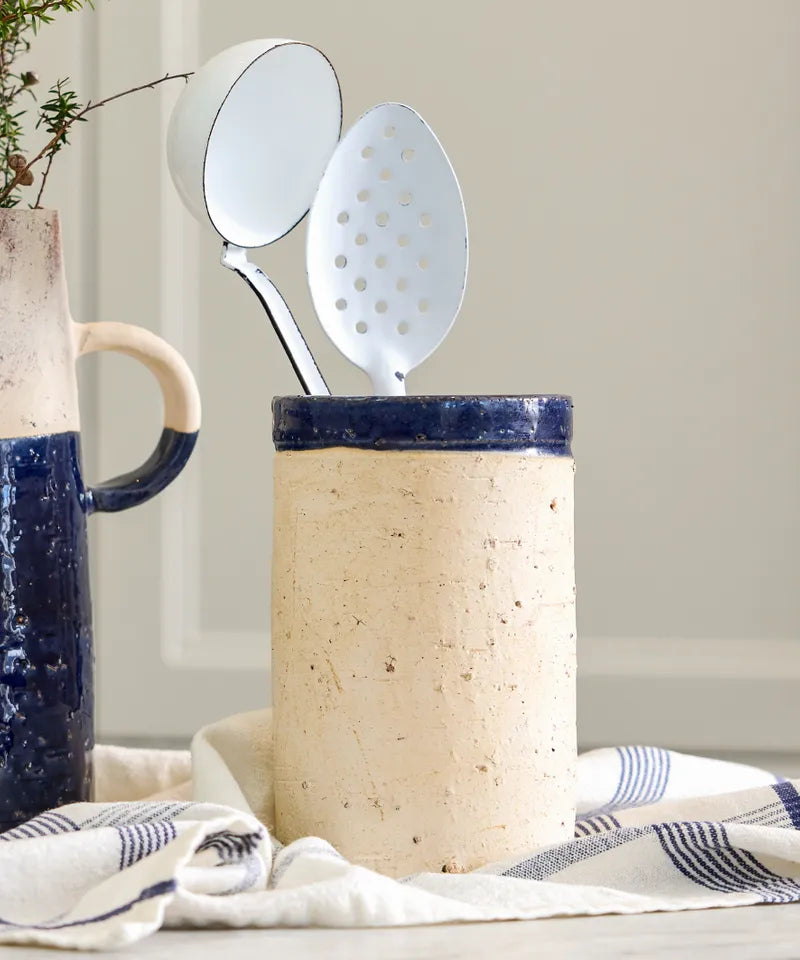 Monte Terracotta Pot