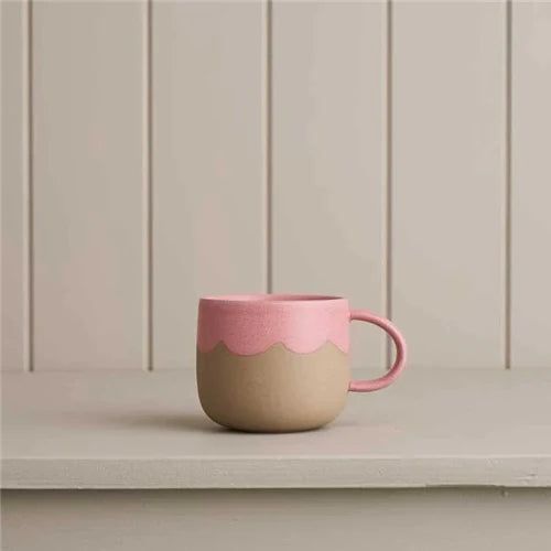 Breakfast in Bed Mug - Raspberry Scallop