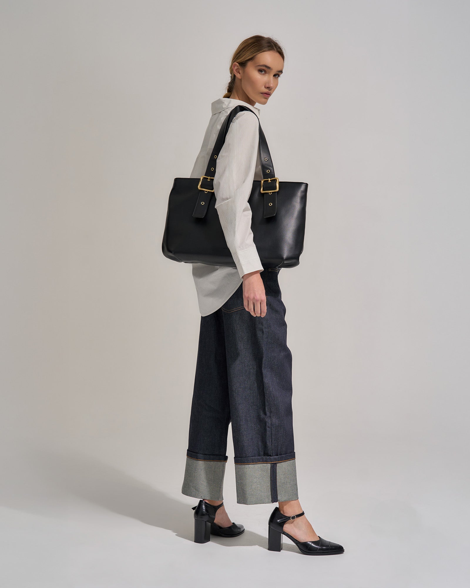 Everyday East-West Weekender - Black