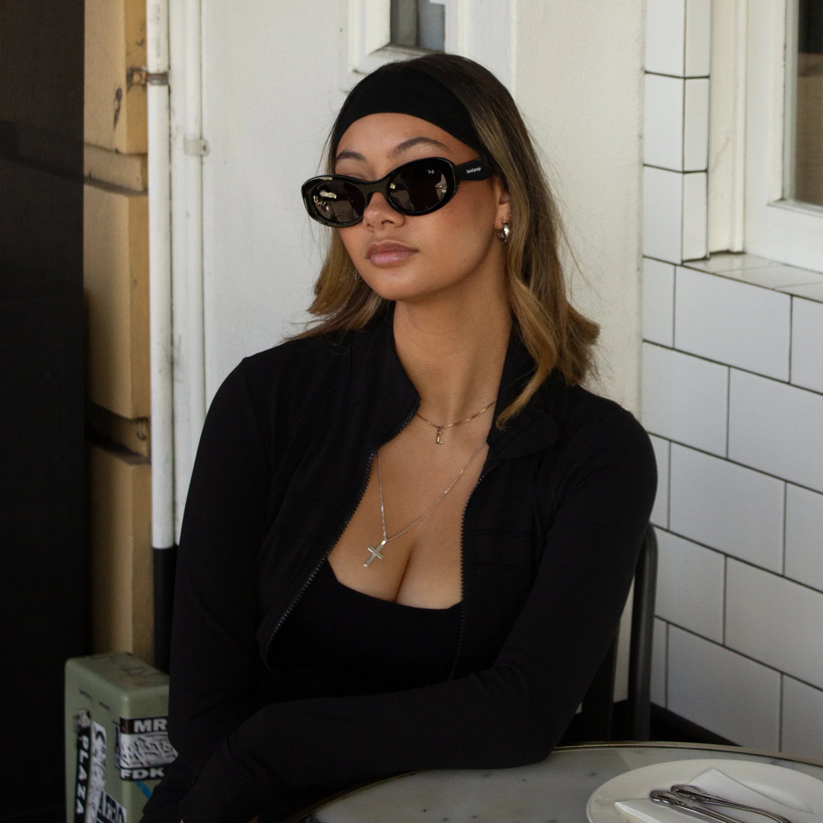 Kylie - Black