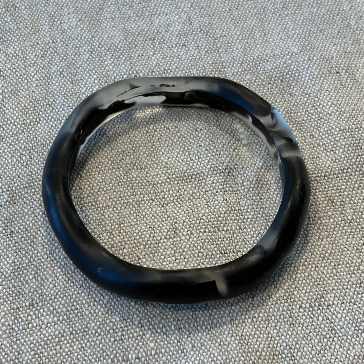 Wavy Resin Bangle