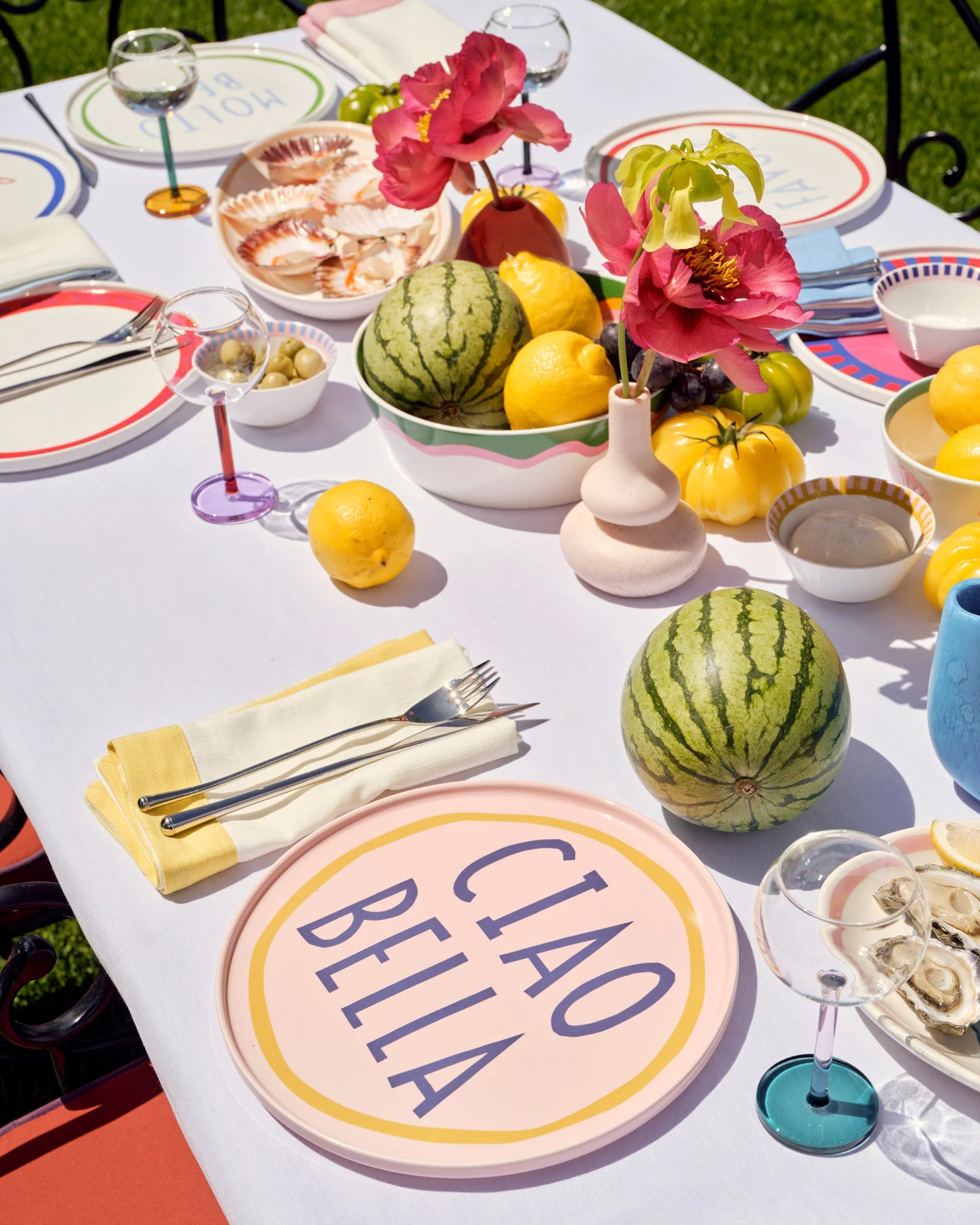 Ciao Bella Plate Red Scallop Boarder
