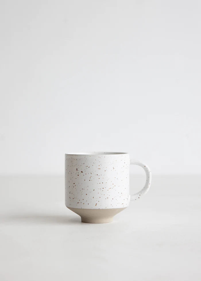 Hagi Cup - White/Light Brown