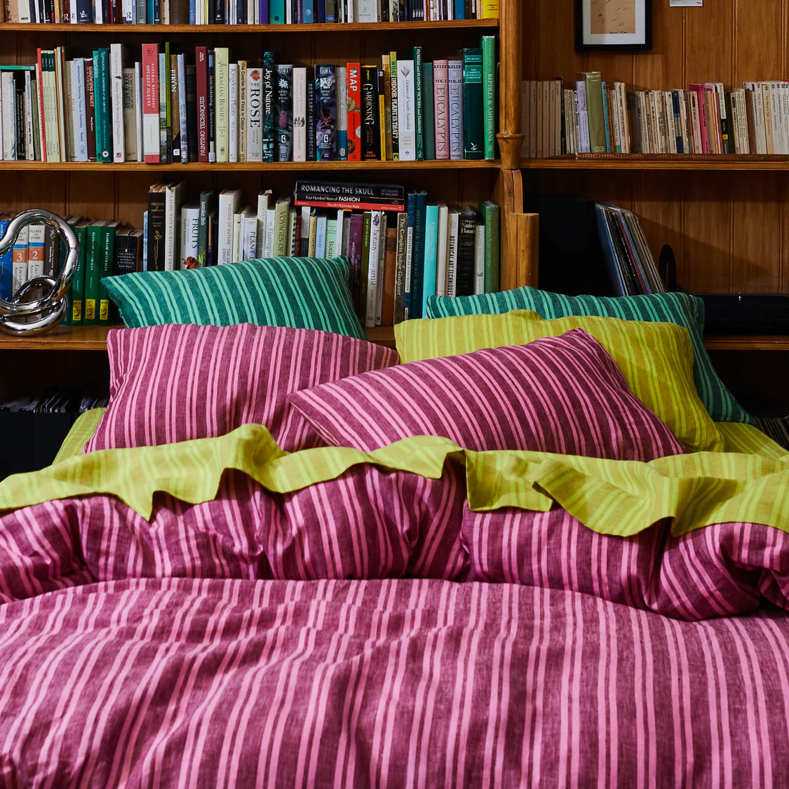 Nadine Linen Pillowcase Set - Mahogany