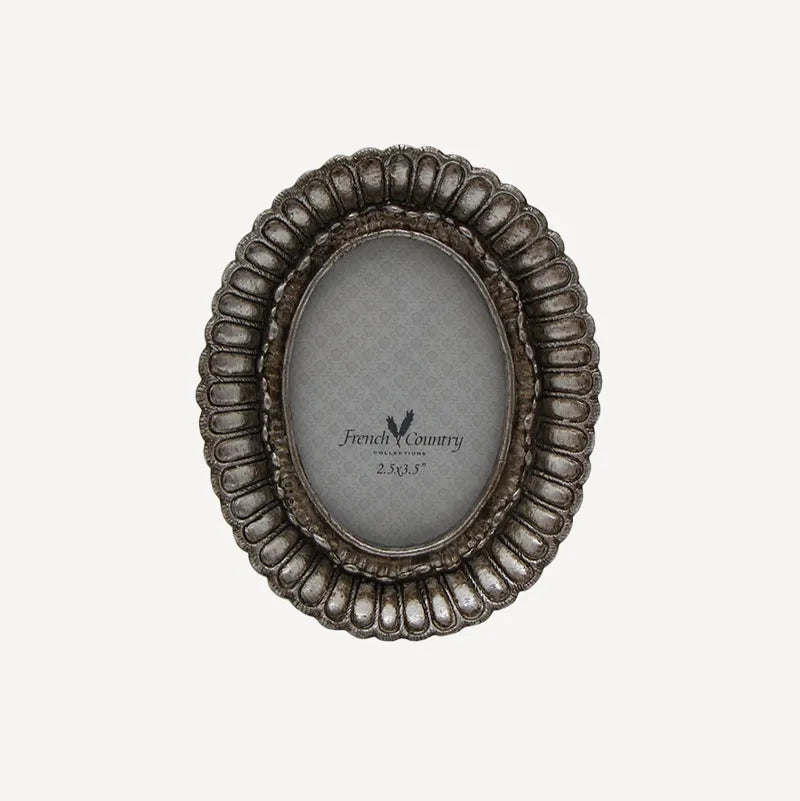 Fanned Oval Photo Frame Pewter  Finish 2.5x3.5"