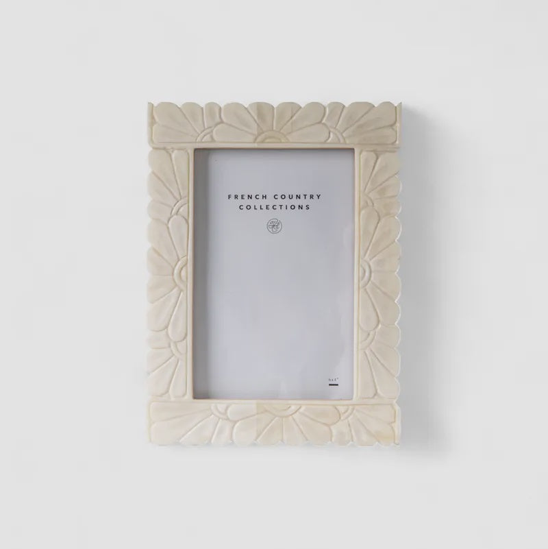 Aria Carved Photo Frame 4x6"