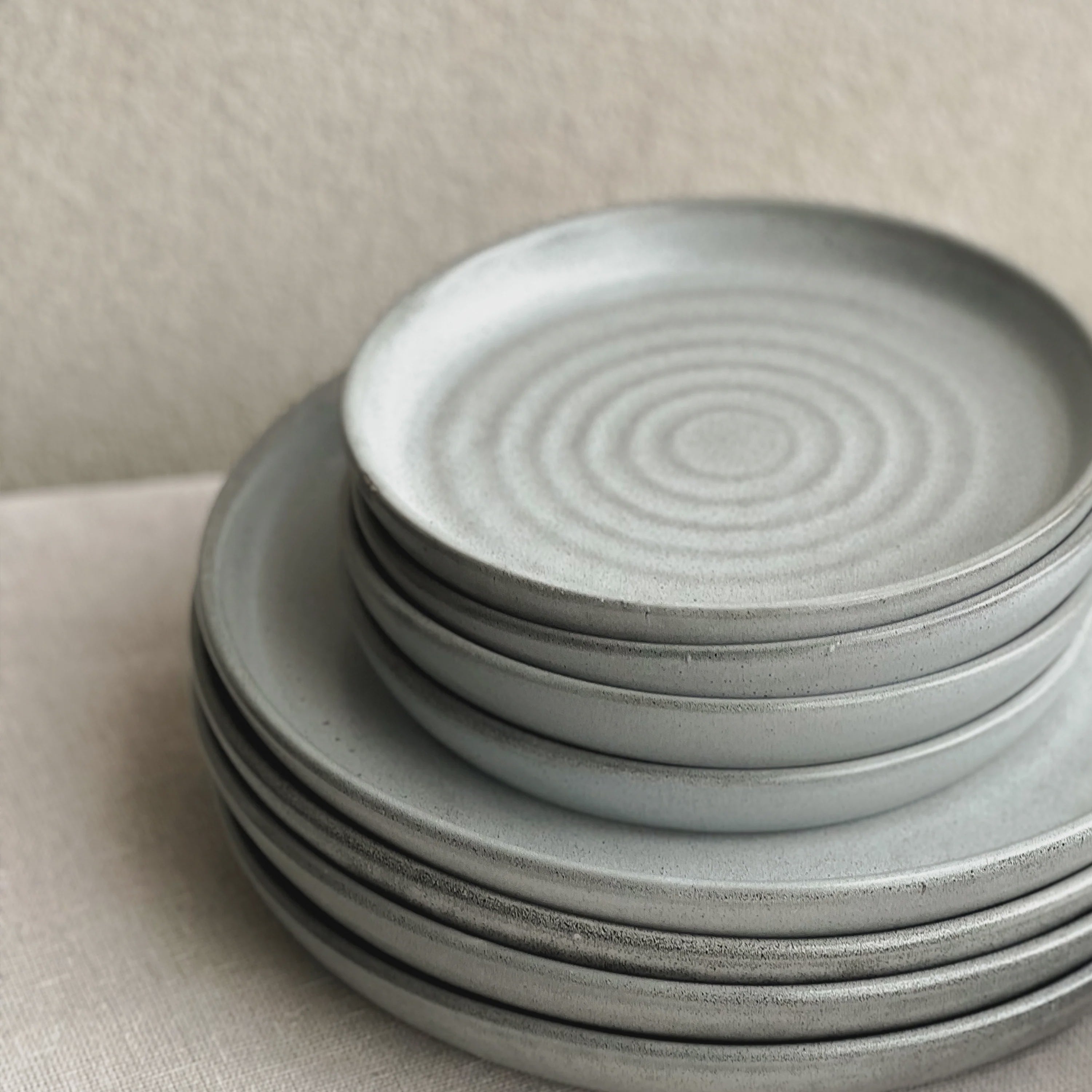 Grey Smoke Plate