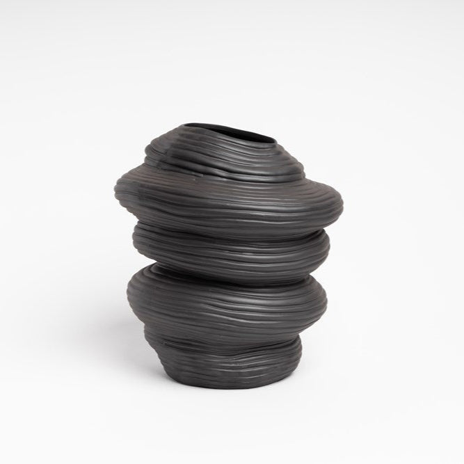Capas Vase - Black